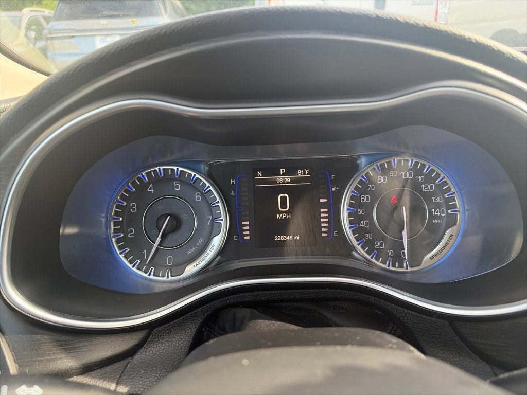 2015 Chrysler 200 Limited