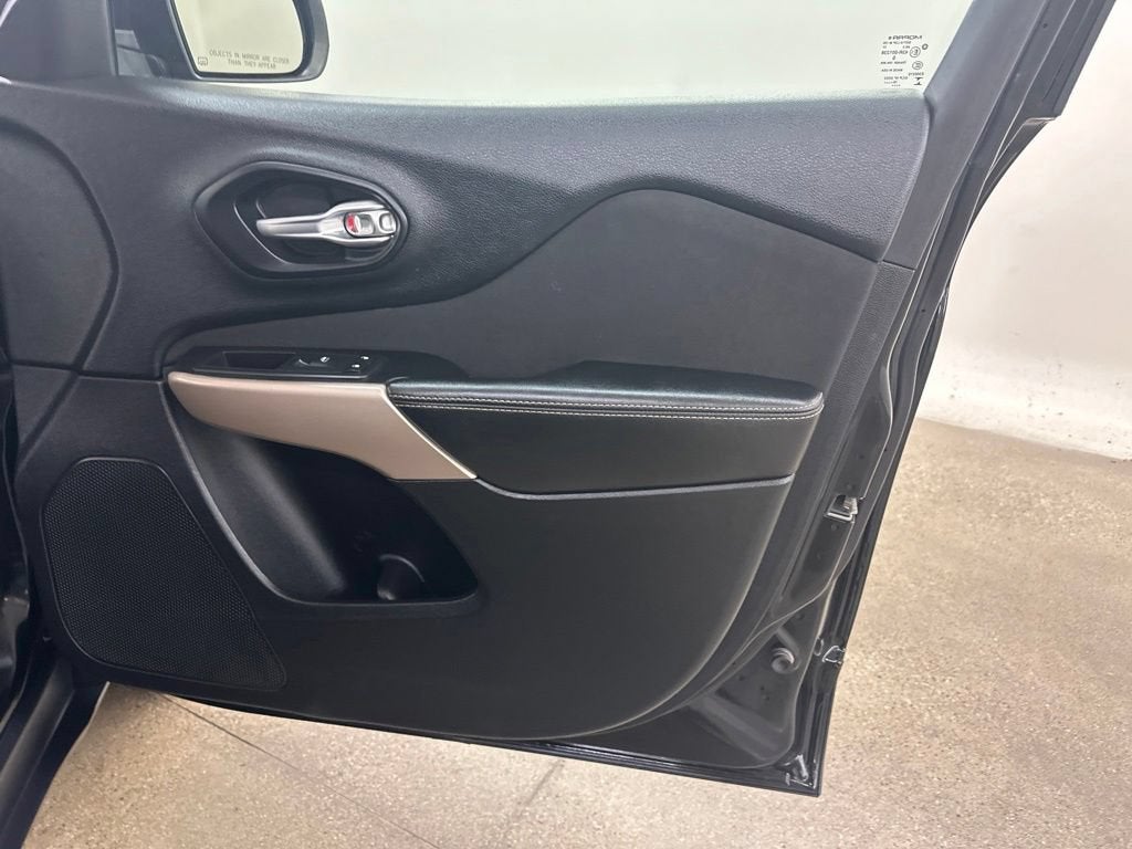 2017 Jeep Cherokee Altitude