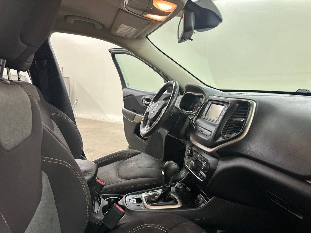 2017 Jeep Cherokee Altitude
