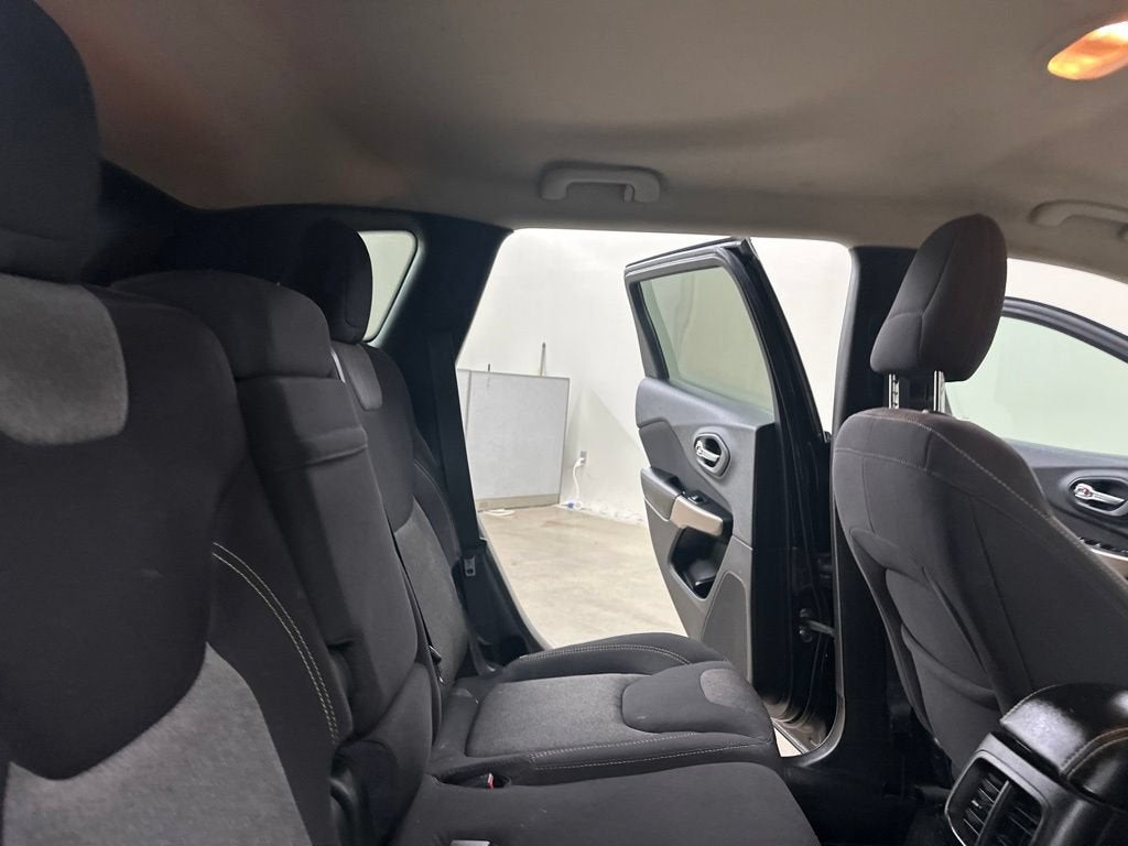 2017 Jeep Cherokee Altitude