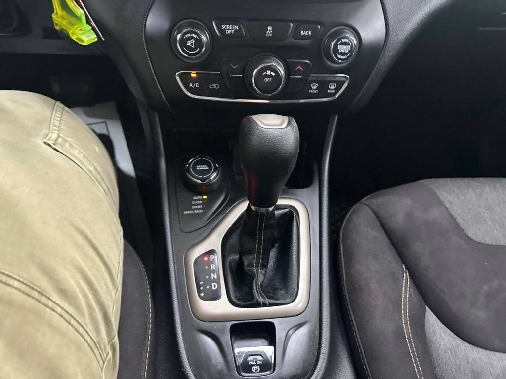 2017 Jeep Cherokee Altitude