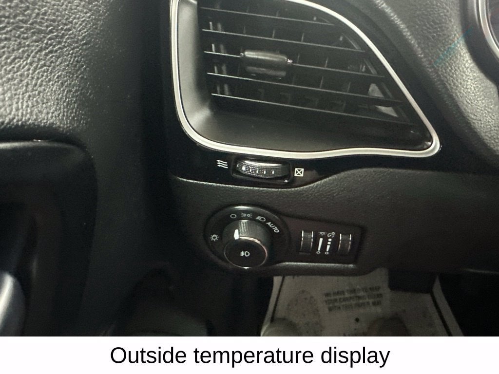 2021 Jeep Cherokee Altitude