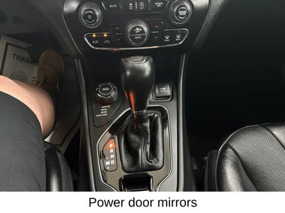 2023 Jeep Cherokee Altitude Lux