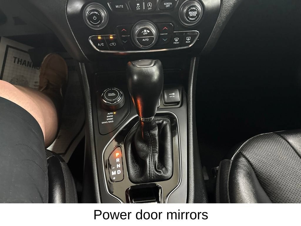 2023 Jeep Cherokee Altitude Lux