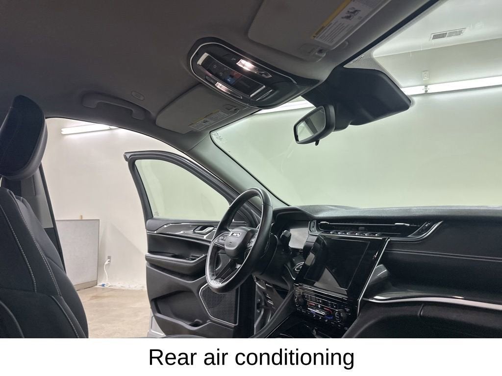 2021 Jeep Grand Cherokee L Laredo