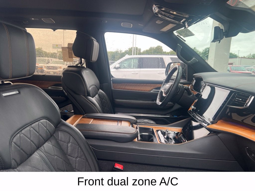 2022 Jeep Grand Wagoneer Series III