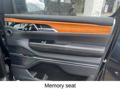 2022 Jeep Grand Wagoneer Series III