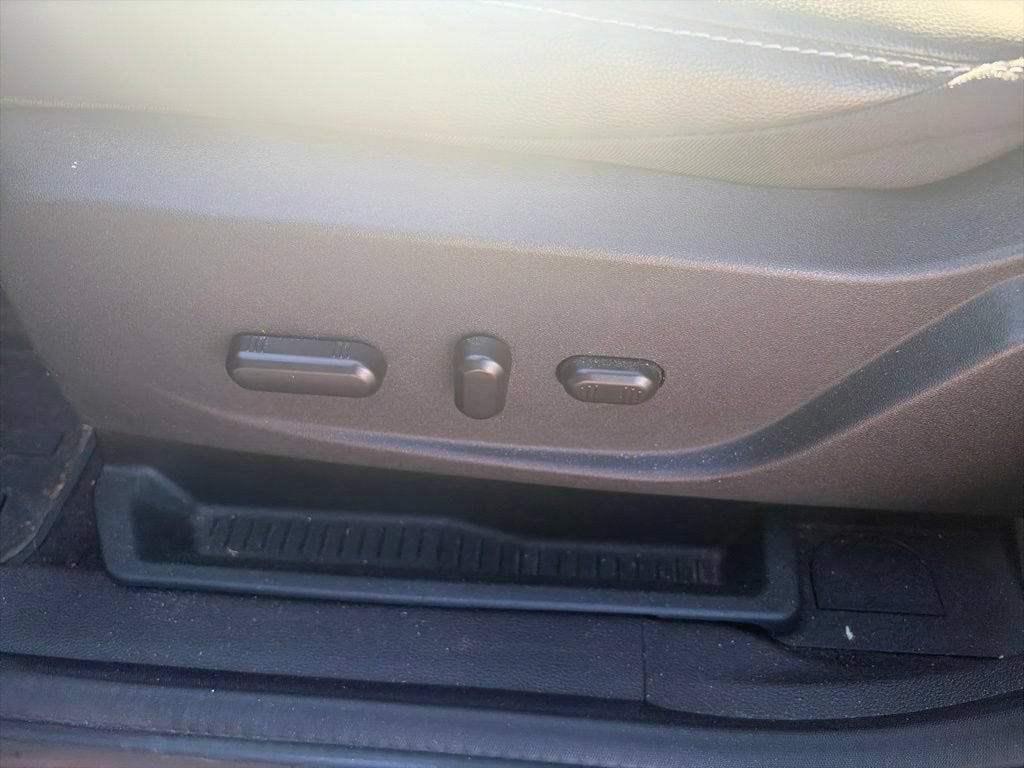 2017 Ford C-Max Energi SE