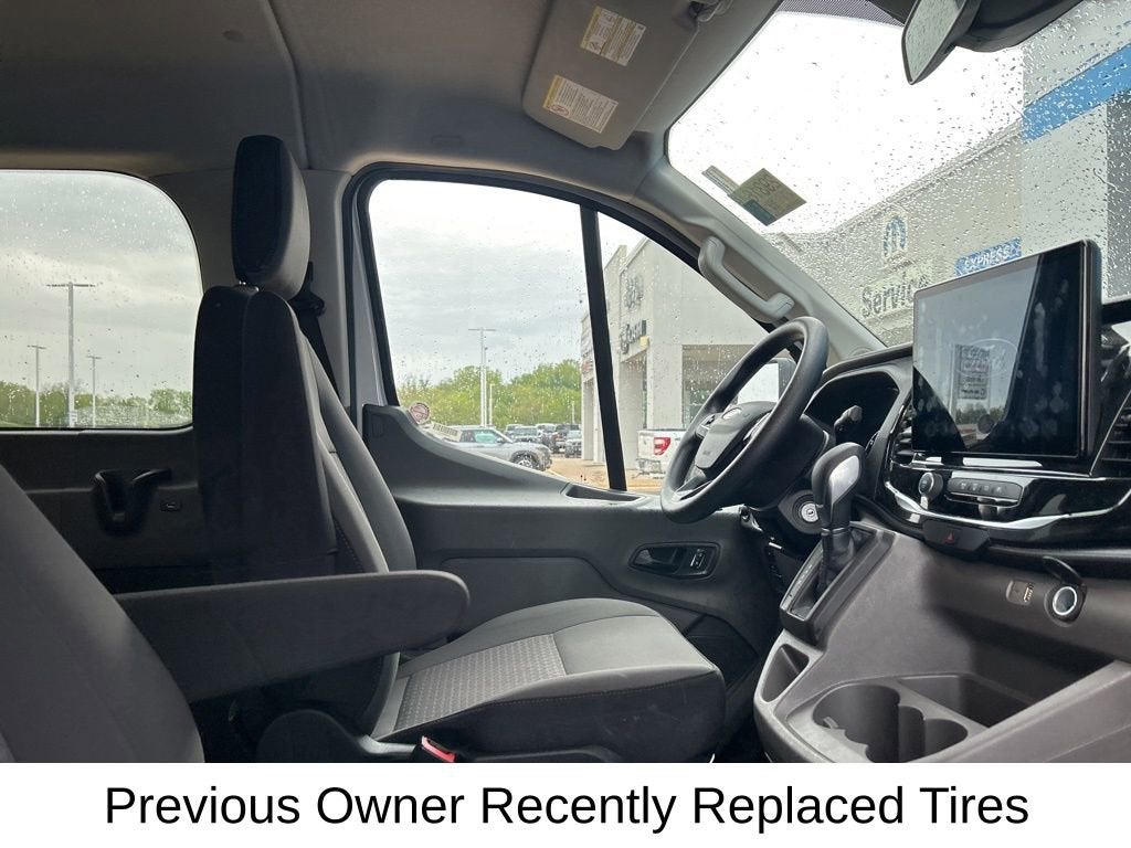 2024 Ford Transit Passenger Wagon XL