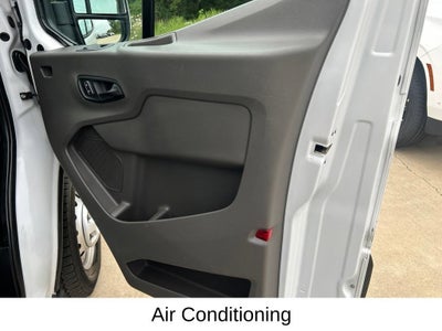 2025 Ford Transit Passenger Wagon XL