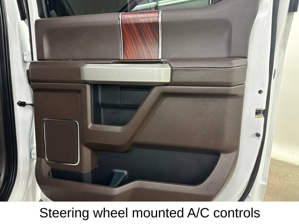 2017 Ford Super Duty F-350 SRW Platinum