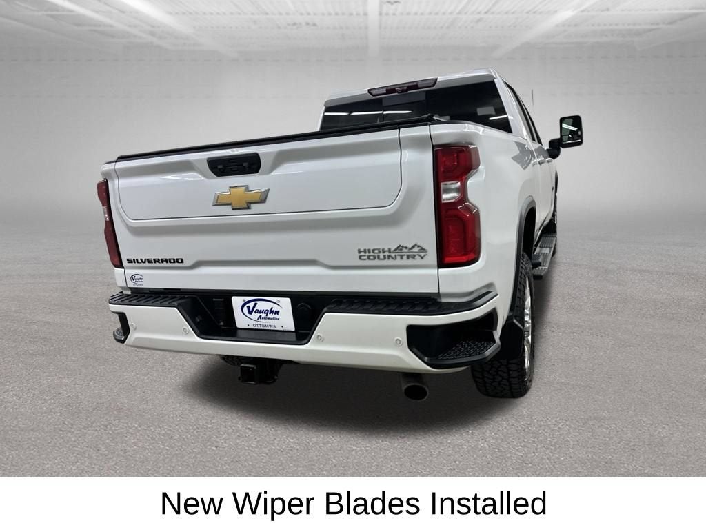 2022 Chevrolet Silverado 3500 HD High Country