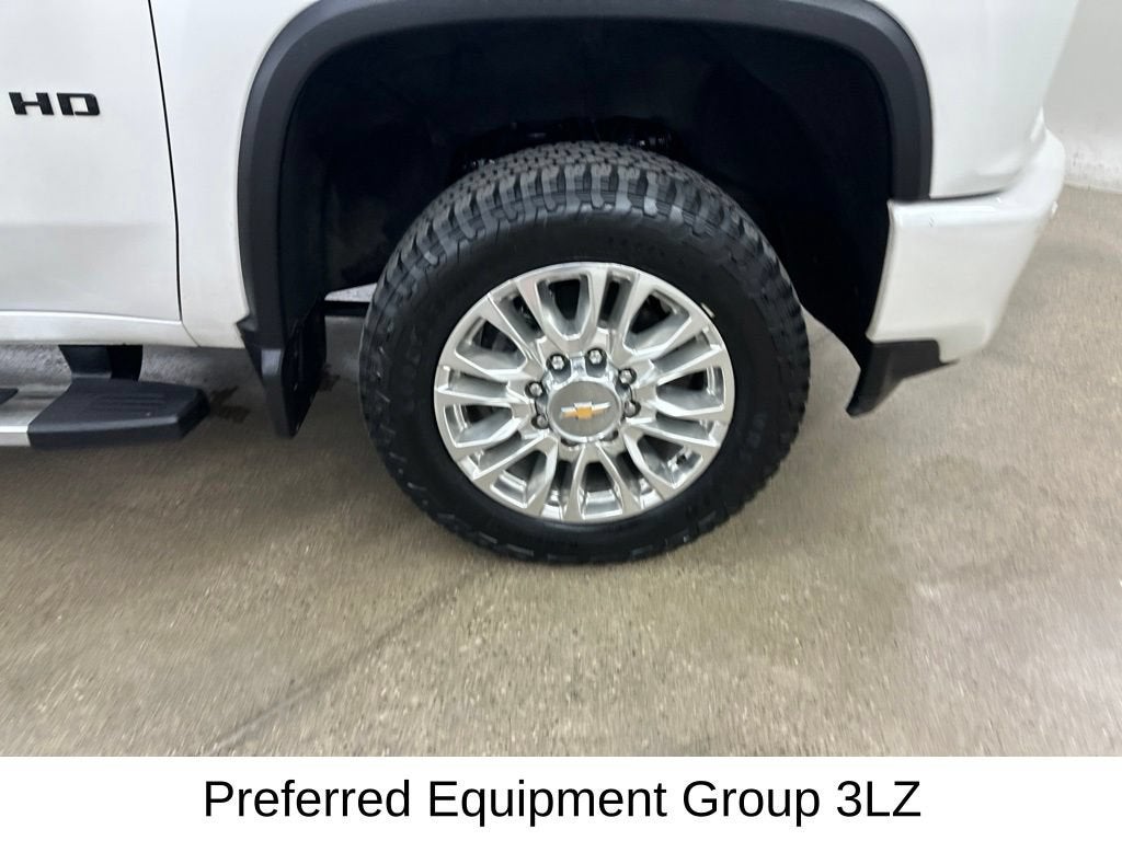 2022 Chevrolet Silverado 3500 HD High Country