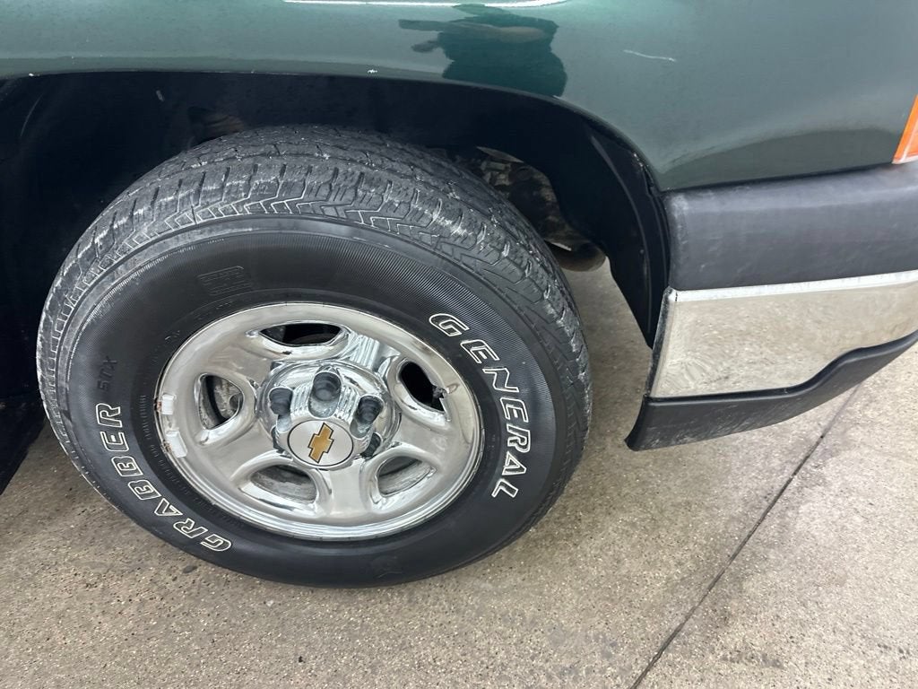 2003 Chevrolet Silverado 1500 Base