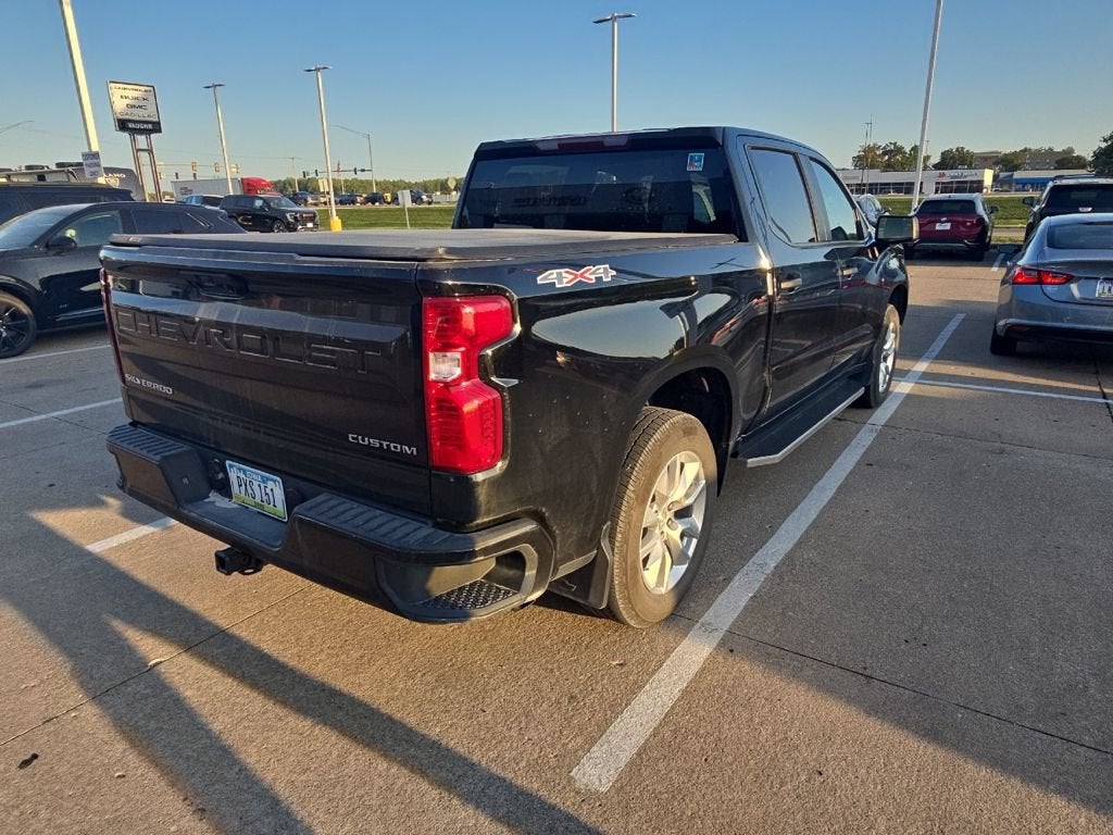 2023 Chevrolet Silverado 1500 Custom