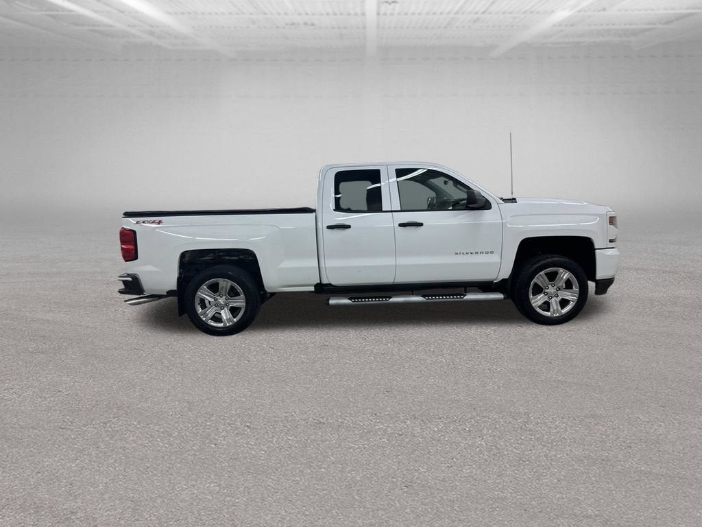 2016 Chevrolet Silverado 1500 Custom