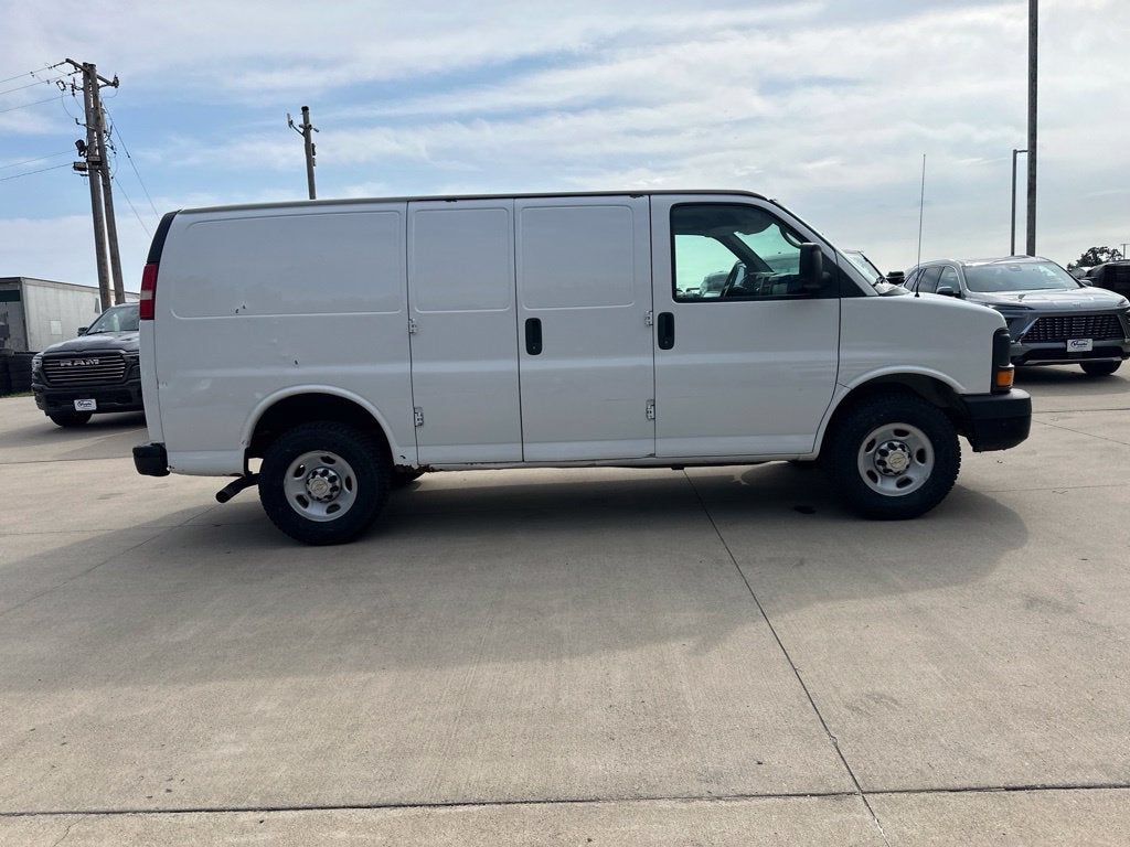 2011 Chevrolet Express Cargo 3500 CARGO