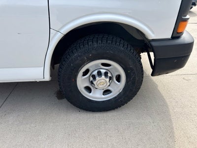 2011 Chevrolet Express Cargo 3500 CARGO