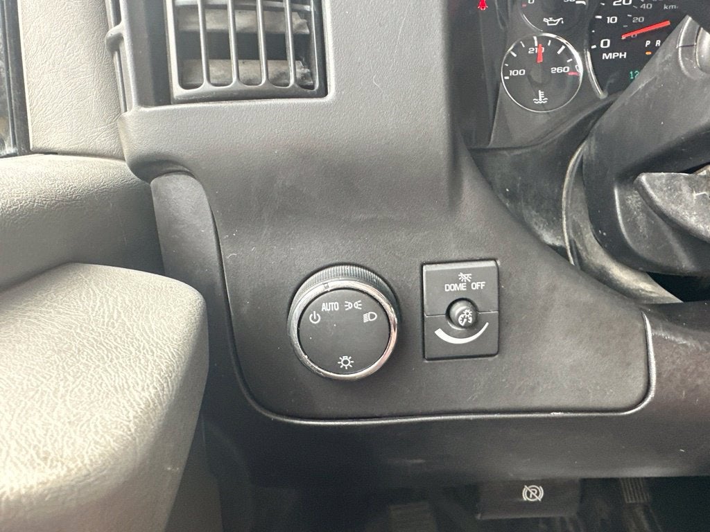2011 Chevrolet Express Cargo 3500 CARGO