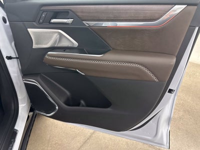 2027 GMC Acadia Denali Ultimate