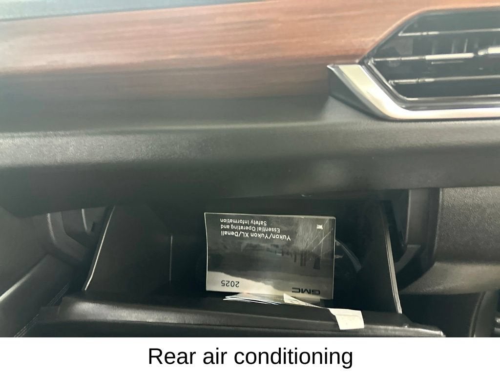 2025 GMC Yukon XL Denali