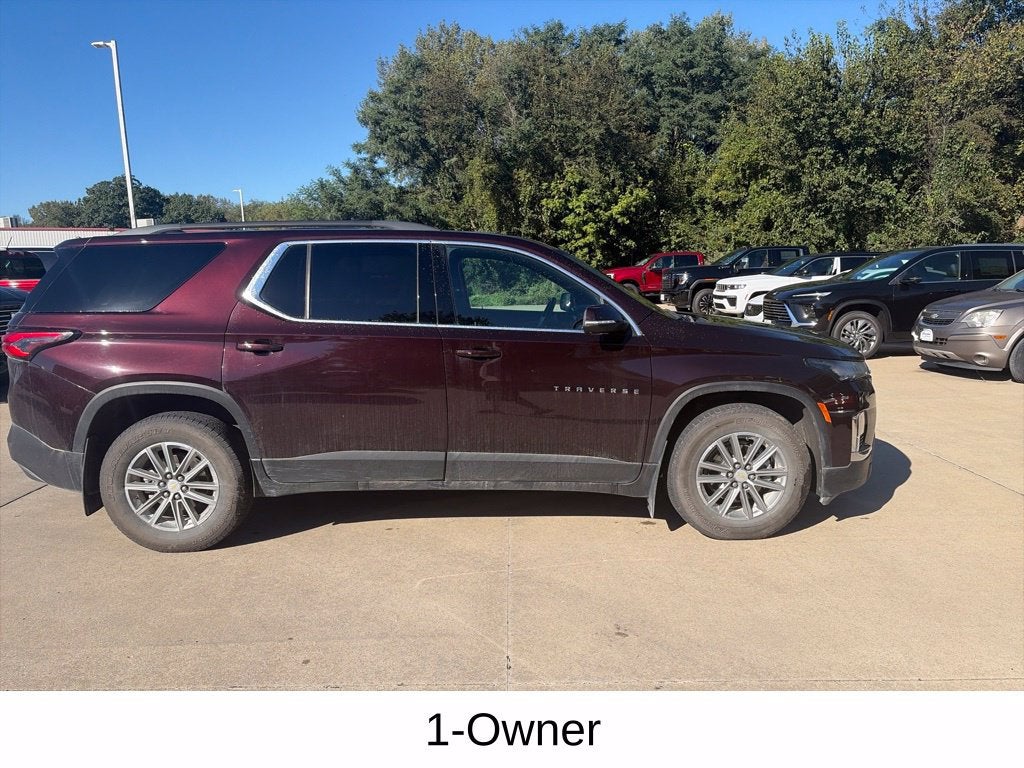 2023 Chevrolet Traverse LT Cloth