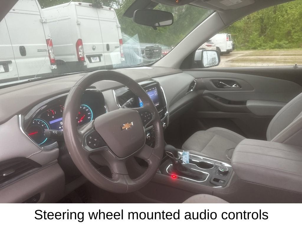 2021 Chevrolet Traverse LT Cloth