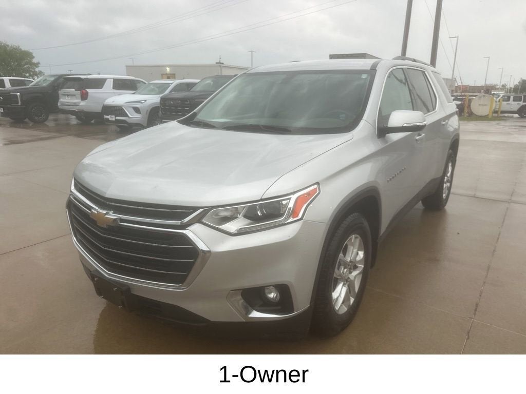 2021 Chevrolet Traverse LT Cloth