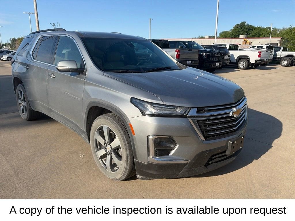 2023 Chevrolet Traverse LT Leather