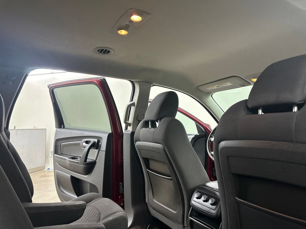 2010 Chevrolet Traverse LT w/1LT