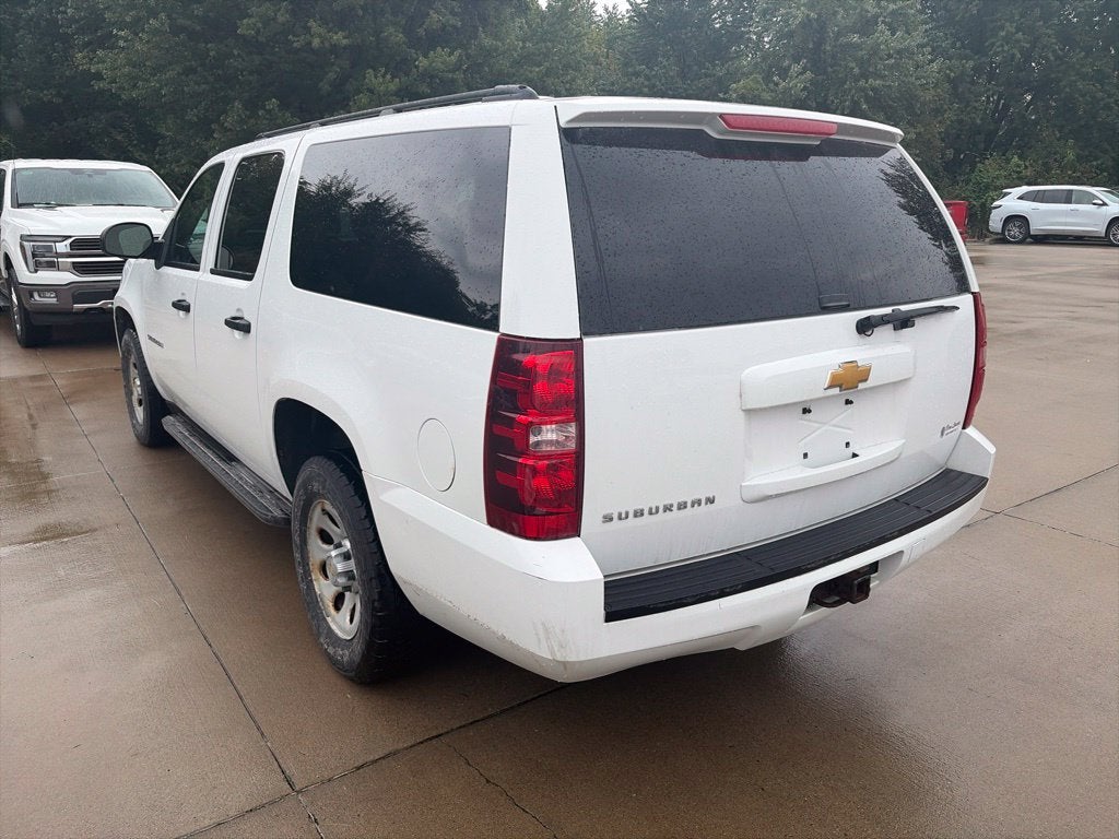 2014 Chevrolet Suburban Commercial