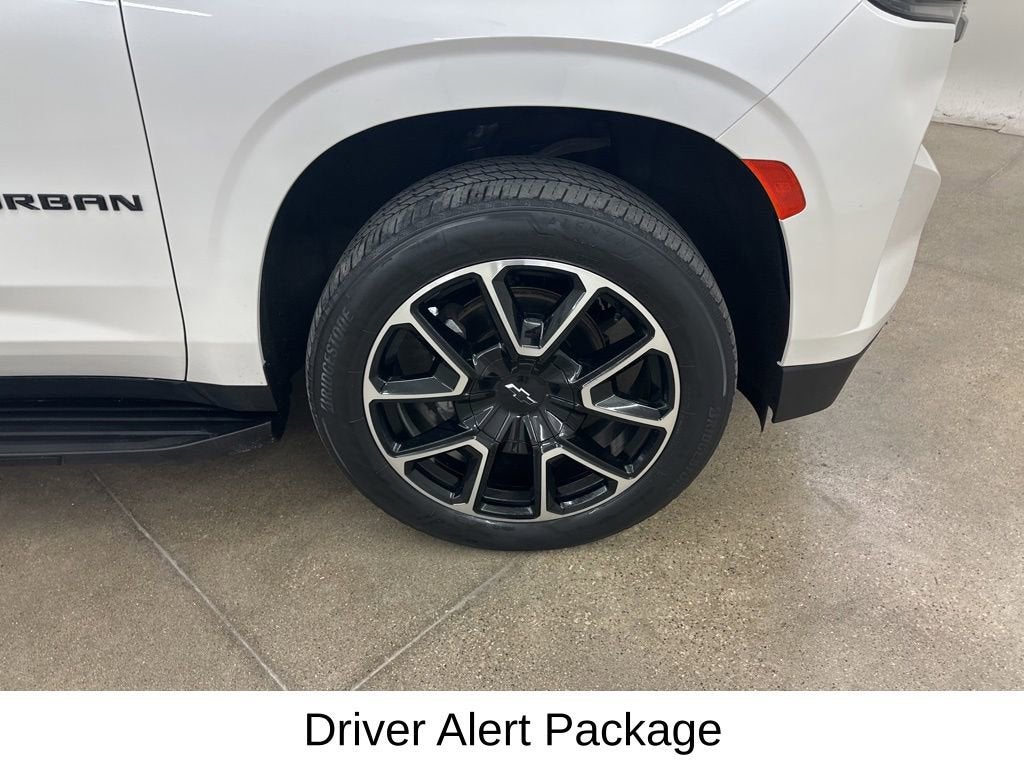 2022 Chevrolet Suburban RST