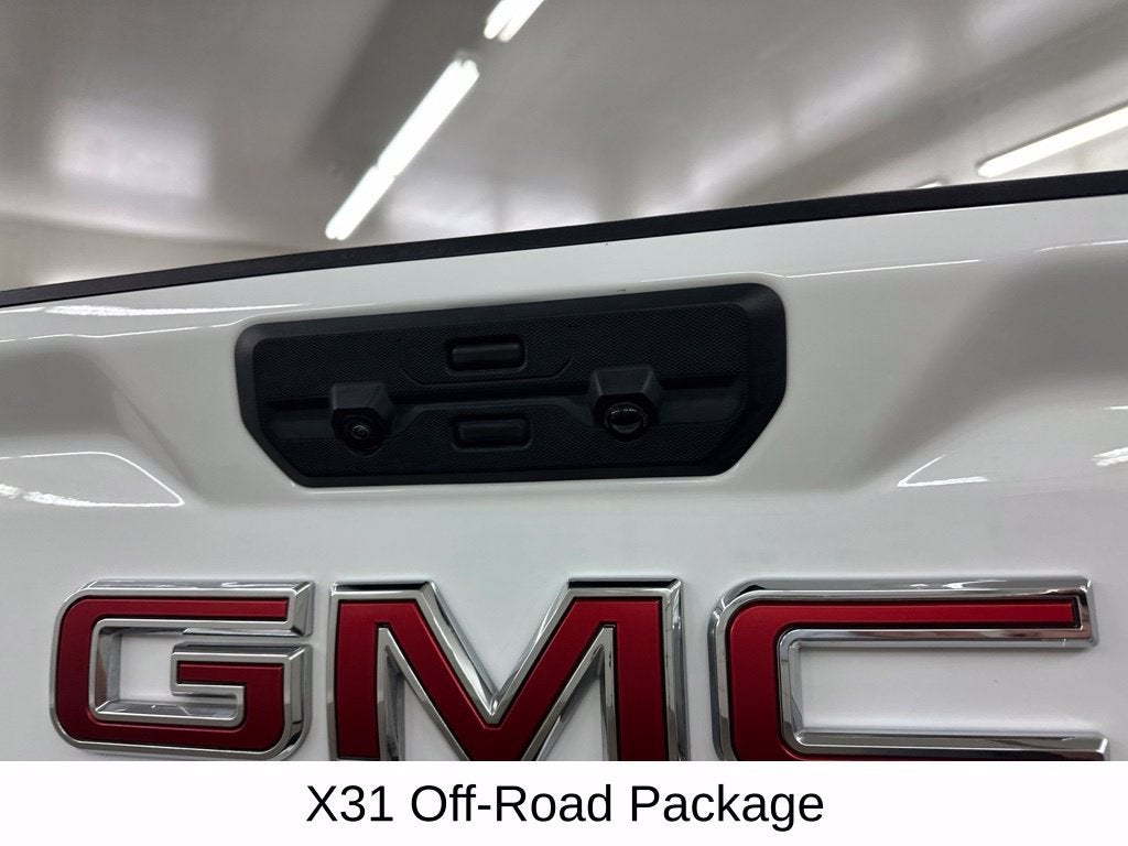 2025 GMC Sierra 2500 HD AT4