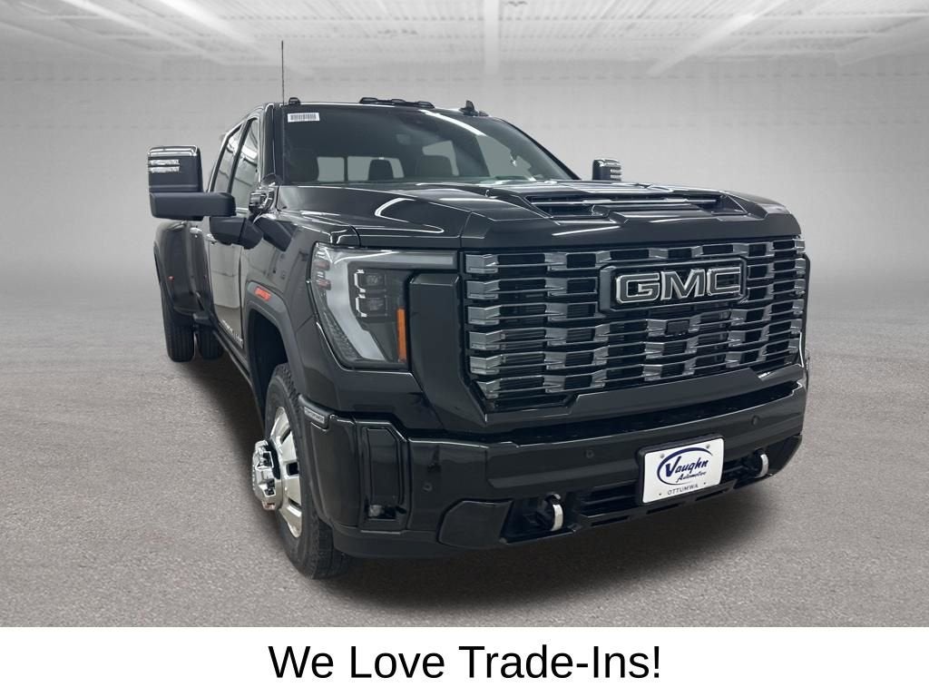 2026 GMC Sierra 3500 HD Denali Ultimate DRW