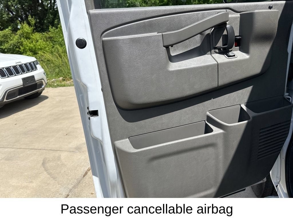 2024 GMC Savana Cargo 2500 Work Van