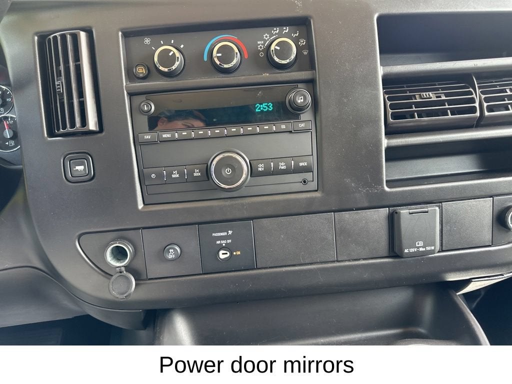 2024 GMC Savana Cargo 2500 Work Van