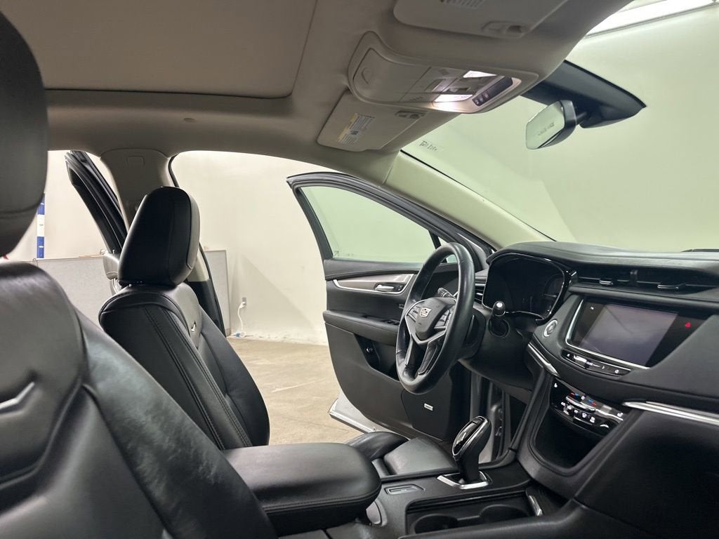 2017 Cadillac XT5 Luxury FWD