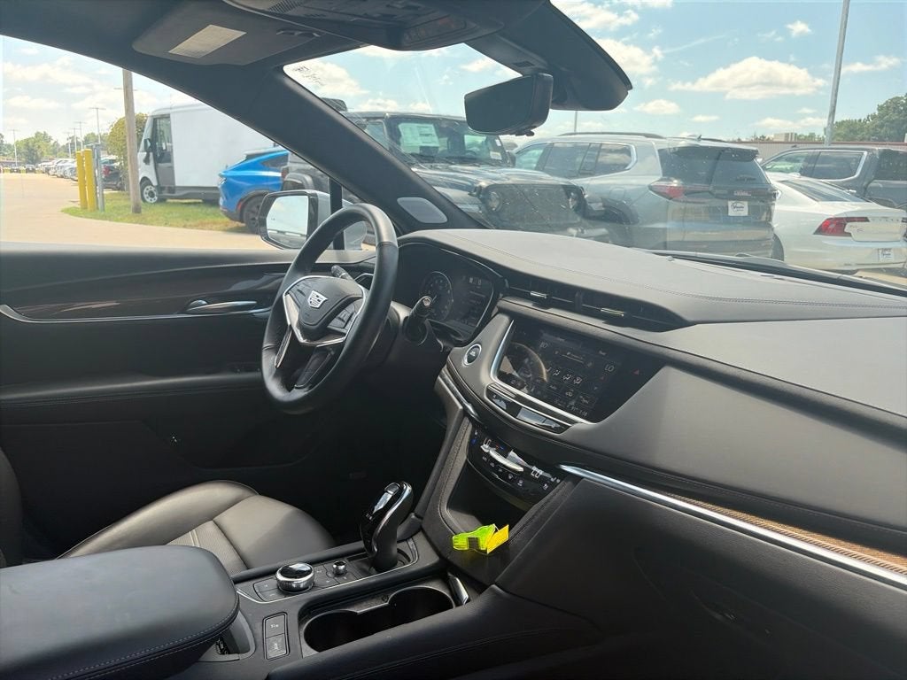 2024 Cadillac XT5 Premium Luxury