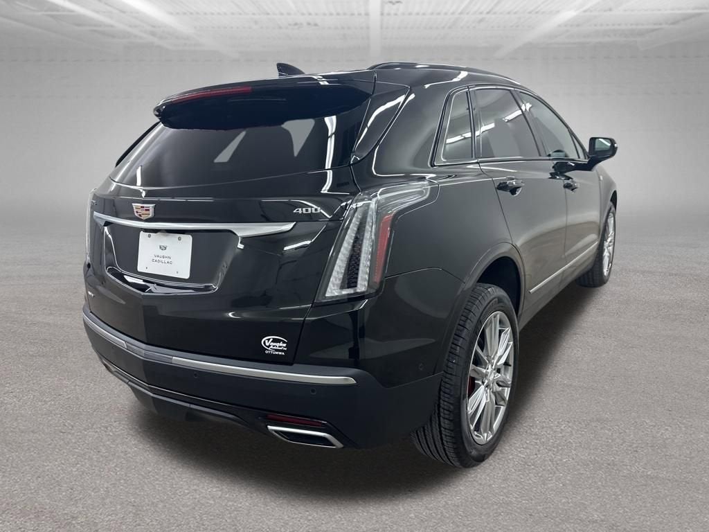 2025 Cadillac XT5 Sport