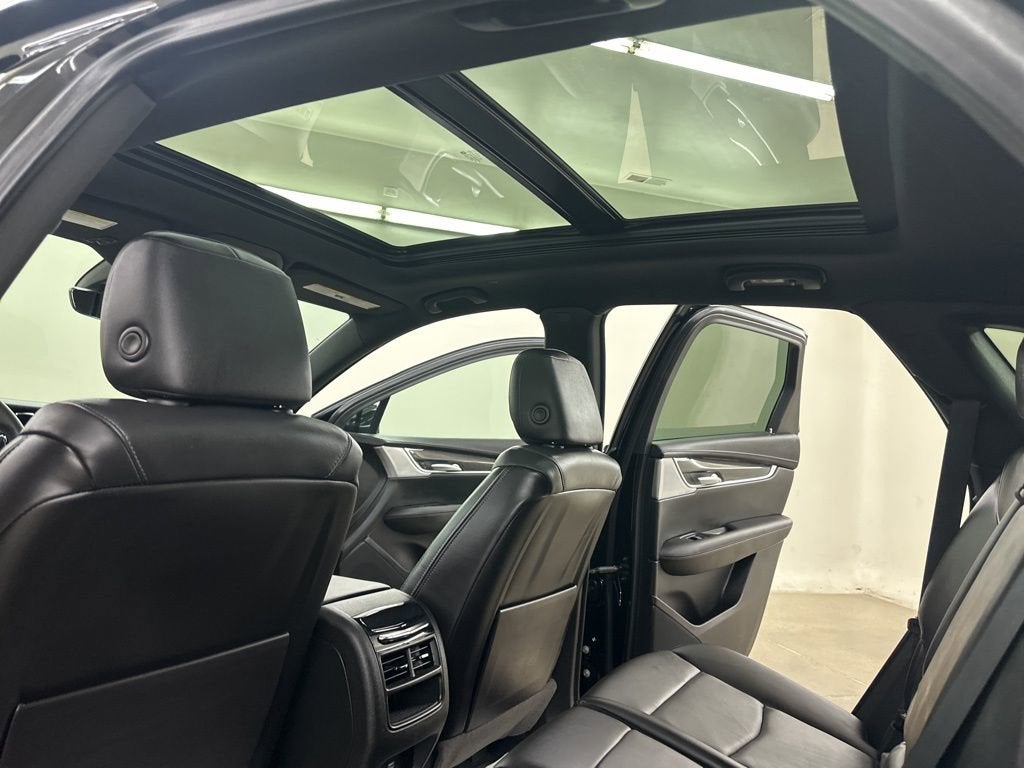 2025 Cadillac XT5 Sport