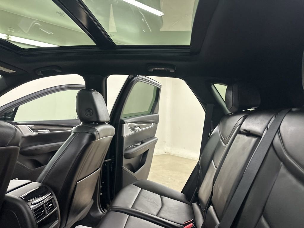 2025 Cadillac XT5 Sport