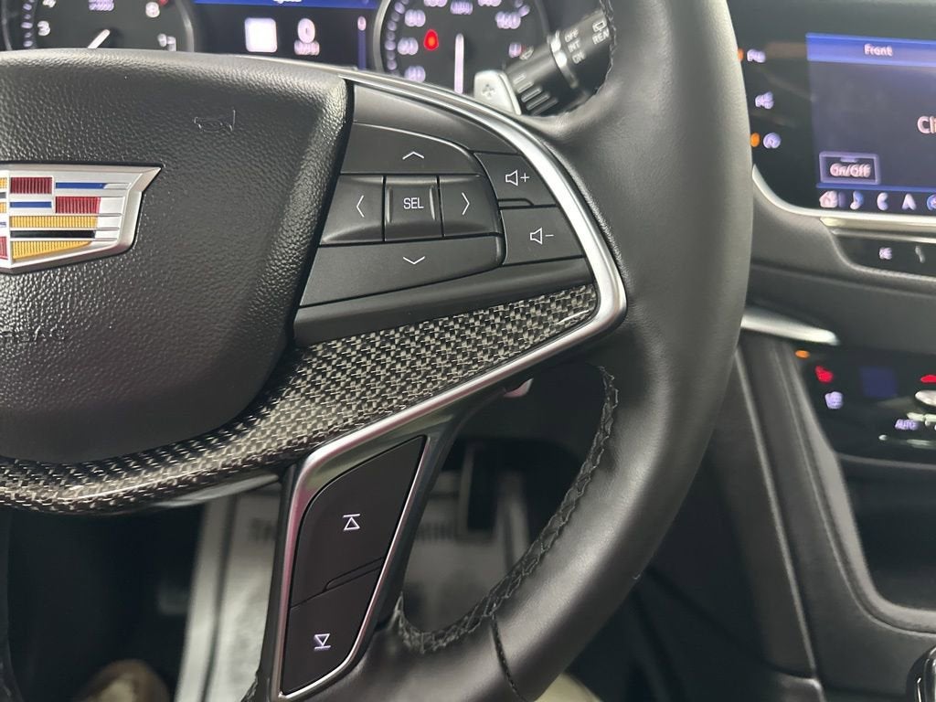 2025 Cadillac XT5 Sport