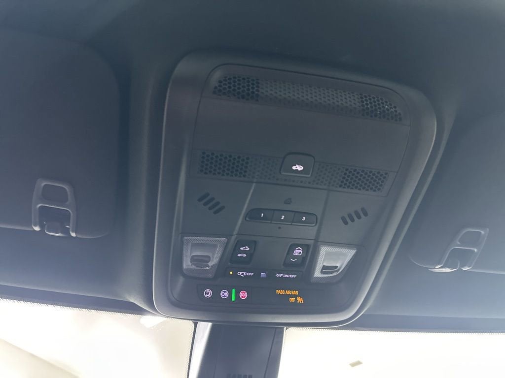 2025 Cadillac XT5 Sport