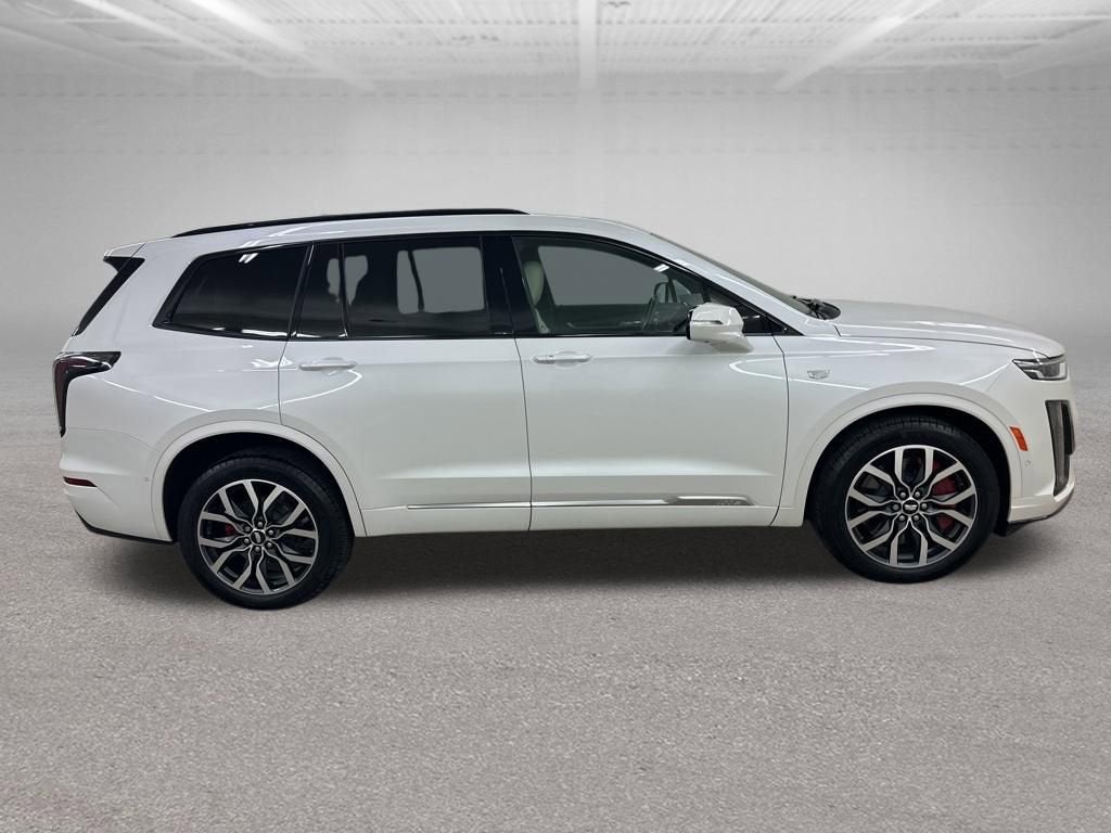 2025 Cadillac XT6 Sport