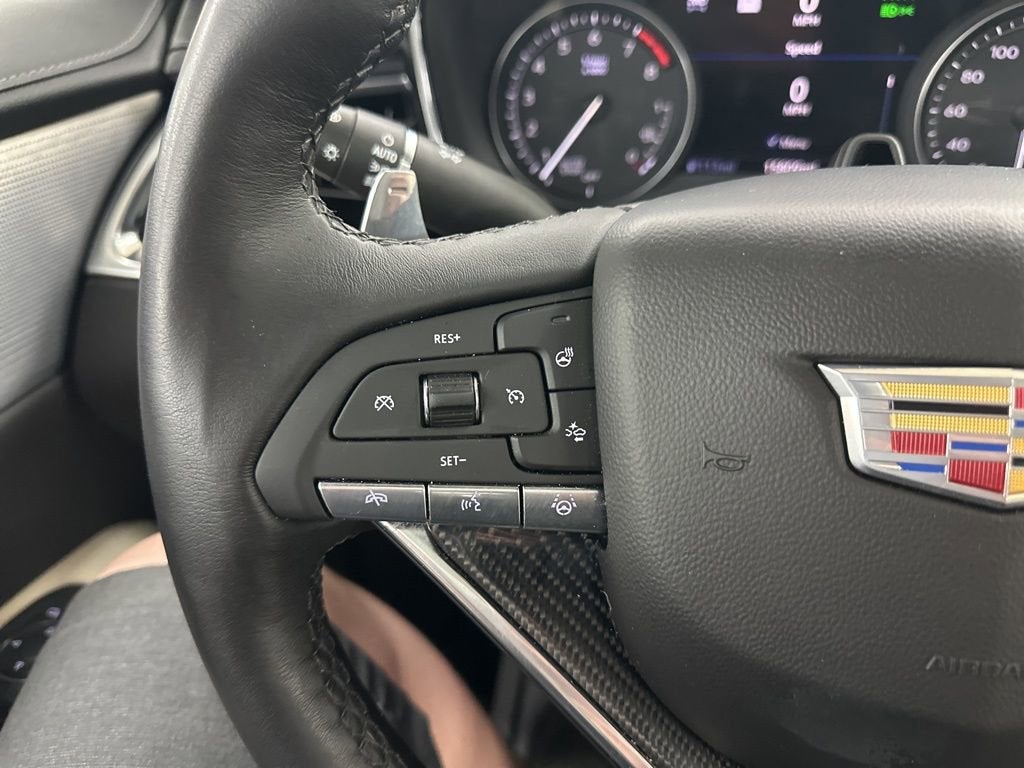 2025 Cadillac XT6 Sport