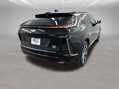2024 Cadillac LYRIQ Luxury 1