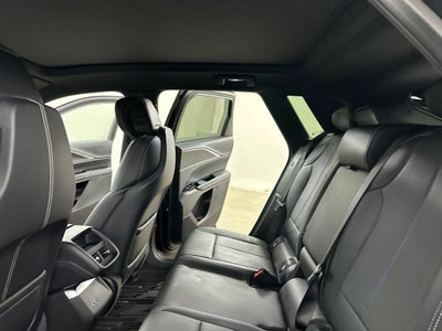 2024 Cadillac LYRIQ Luxury 1