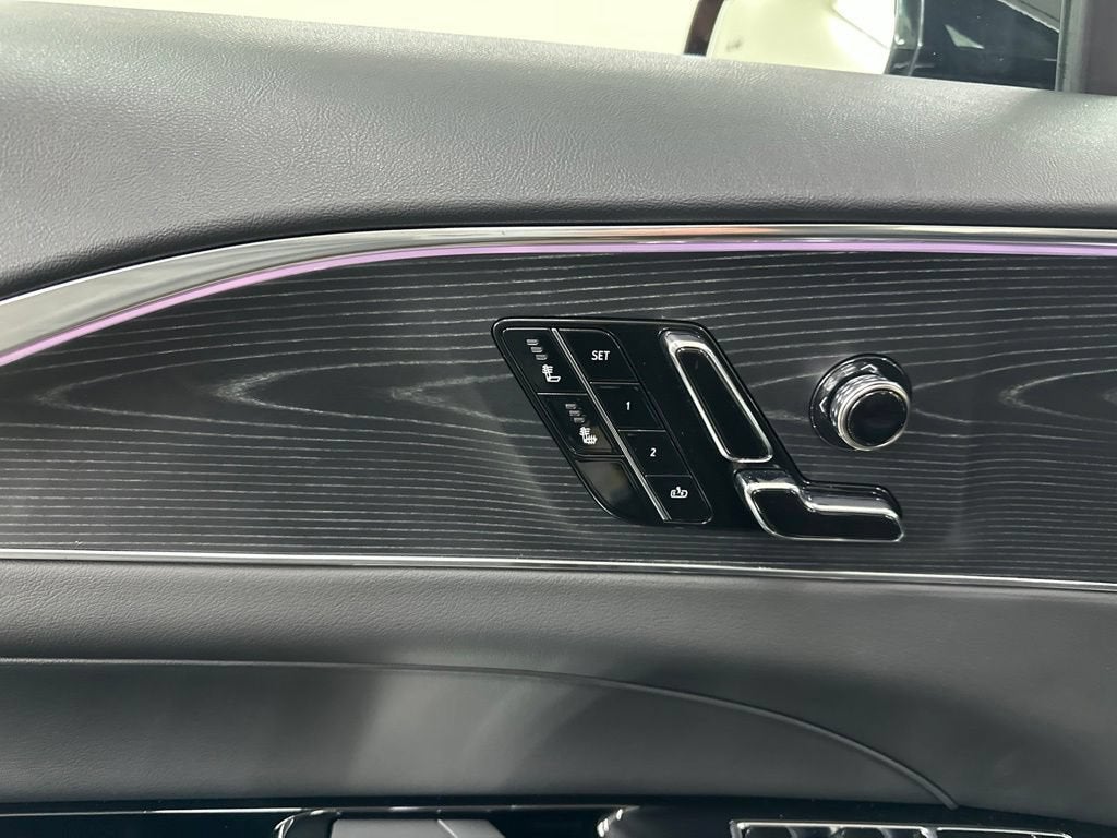 2024 Cadillac LYRIQ Luxury 1