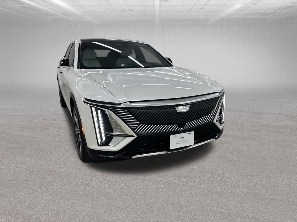 2024 Cadillac LYRIQ Luxury 1