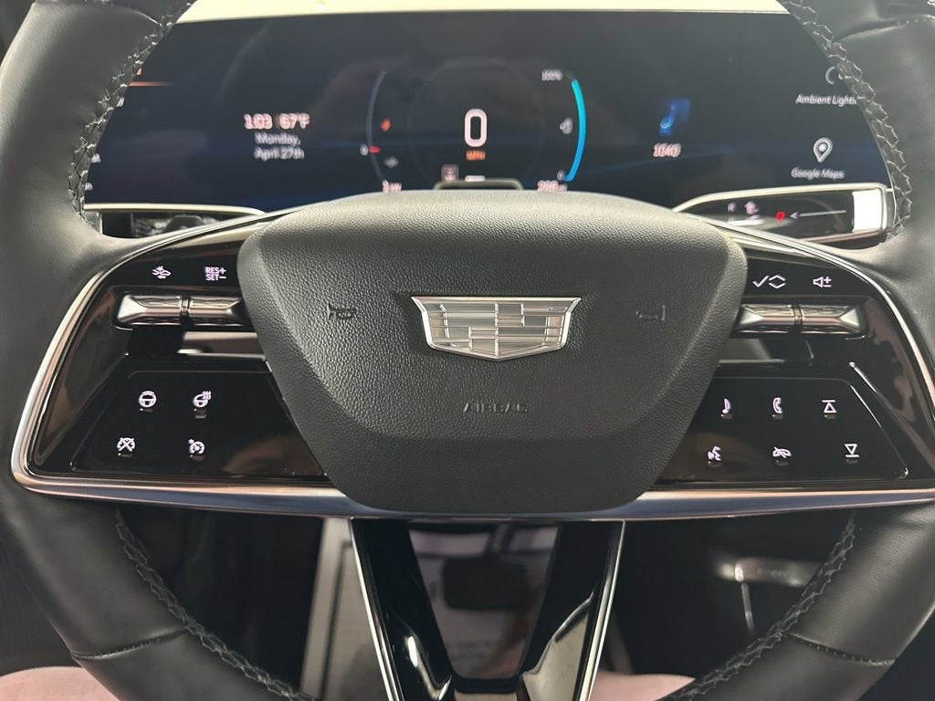 2025 Cadillac LYRIQ Luxury 3